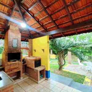 sitio-salesopolis-sp-churrasqueira-forno